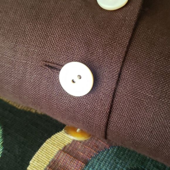 TALBOTS petite linen jacket or blouse. - Picture 6 of 8